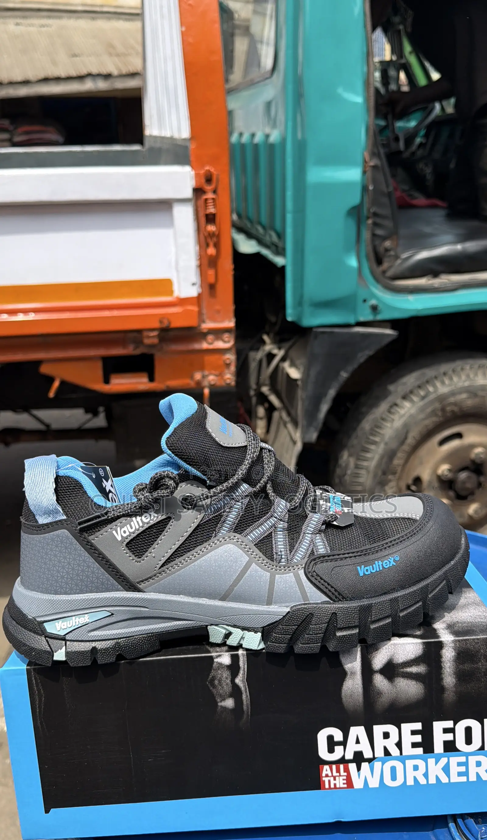Vaultex Sneaker Safety Boot