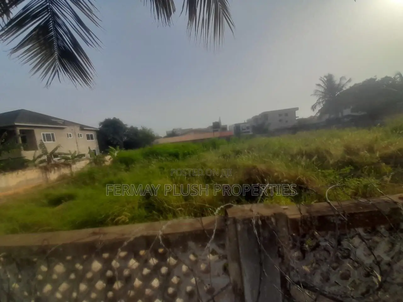 Land for Sale at Lake Side