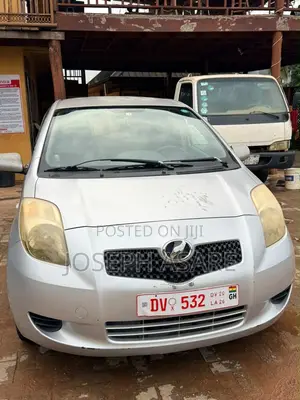 Toyota Vitz 2010