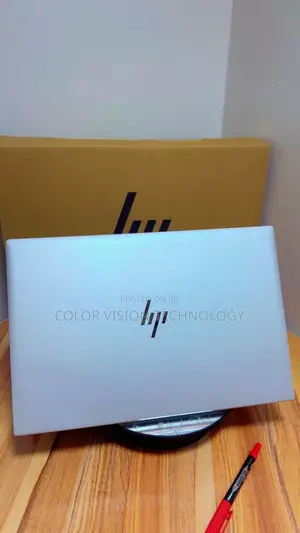 Laptop HP EliteBook 830 G8 8GB Intel Core i5 SSD 256GB
