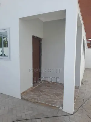 4bdrm Duplex in Roman Ridge, Prisons School Area for rent