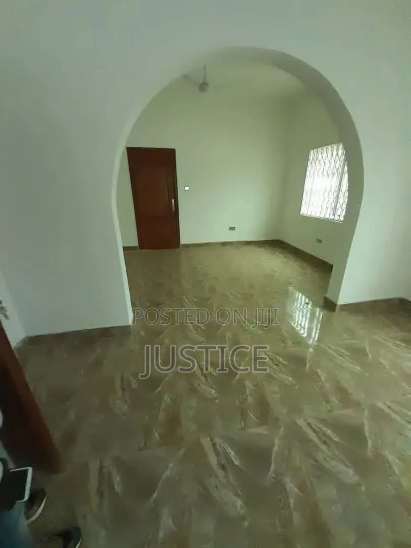 4bdrm Duplex in Roman Ridge, Prisons School Area for rent