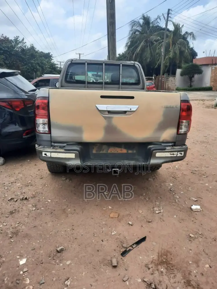 Toyota Hilux Revo Double Cab Deisel 2.8 AWD 2017 Green