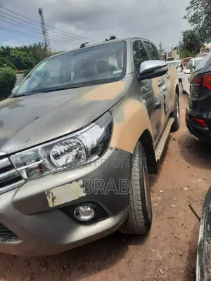 Toyota Hilux Revo Double Cab Deisel 2.8 AWD 2017 Green