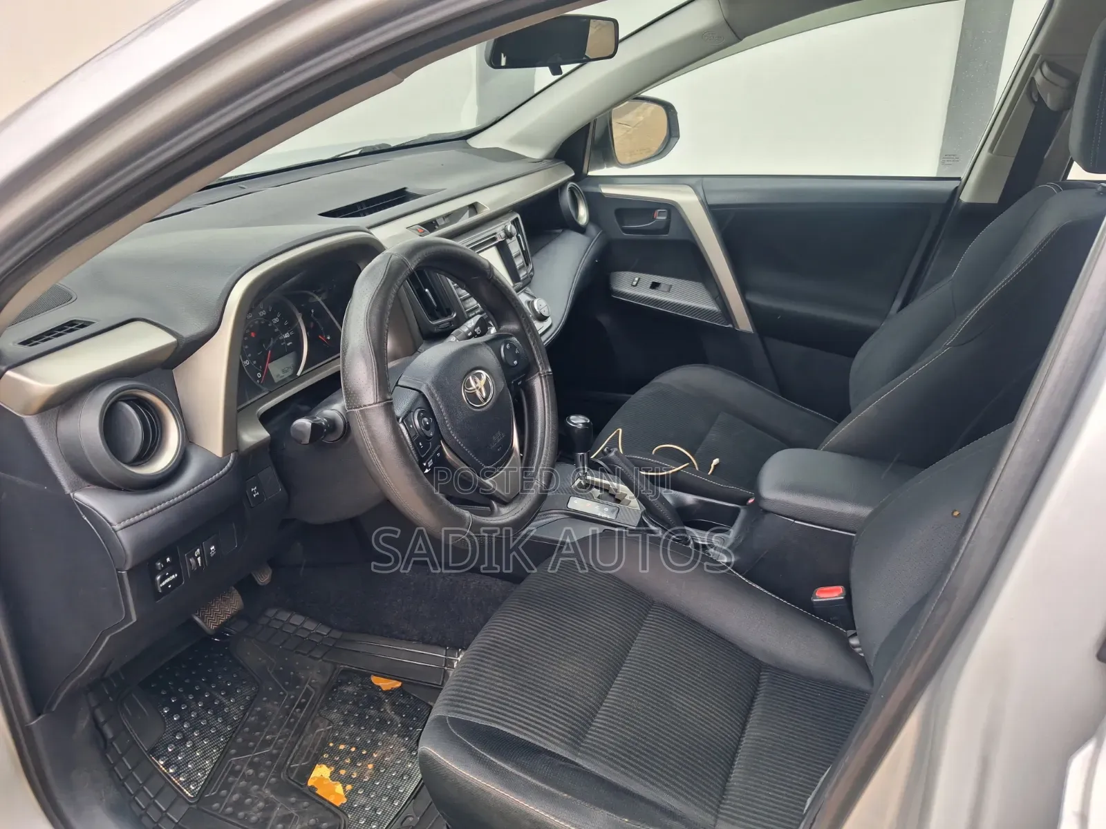 Toyota RAV4 2014 Silver