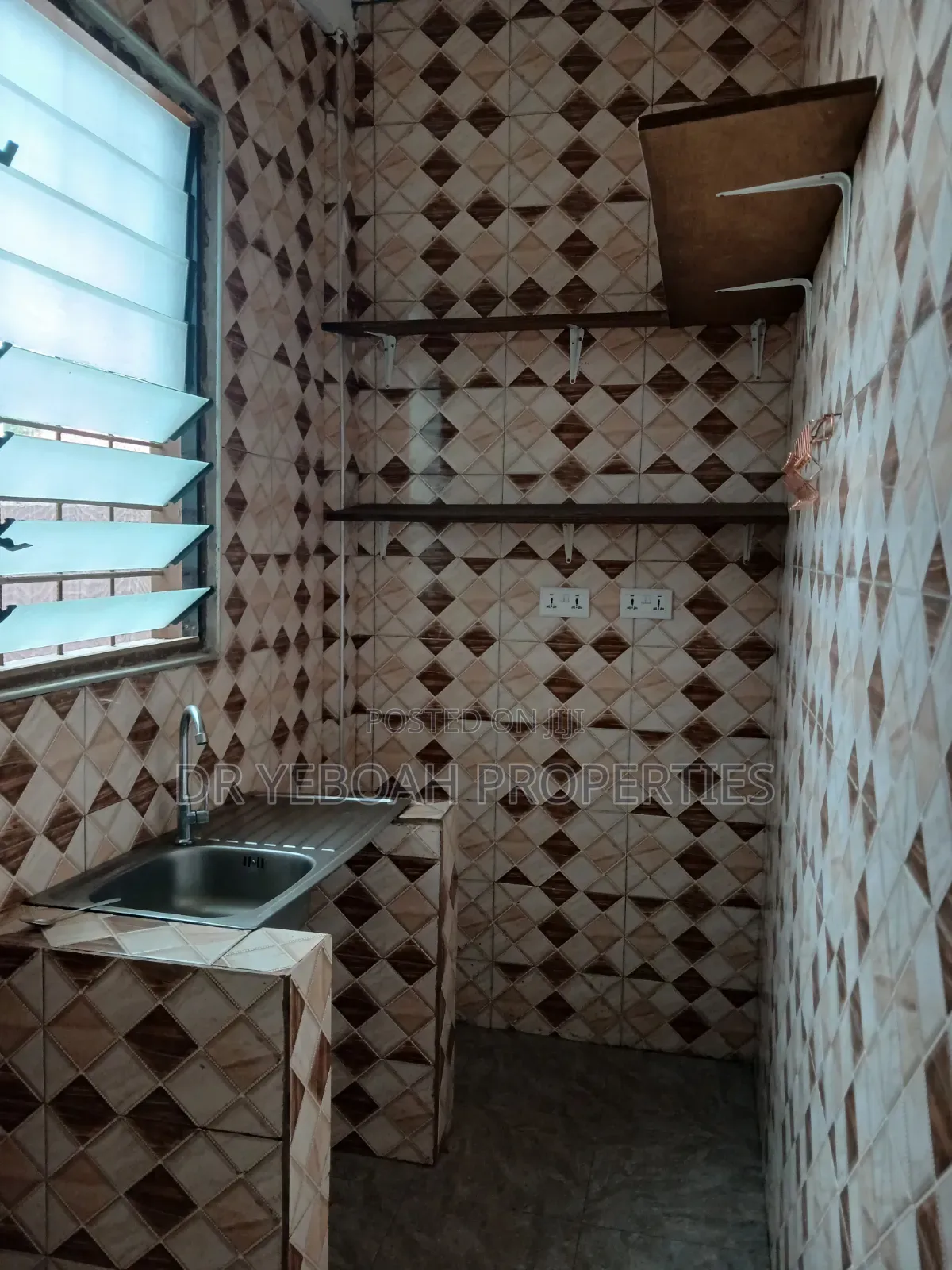 1bdrm Apartment in Spinntex Road Shell, Coca Cola for rent