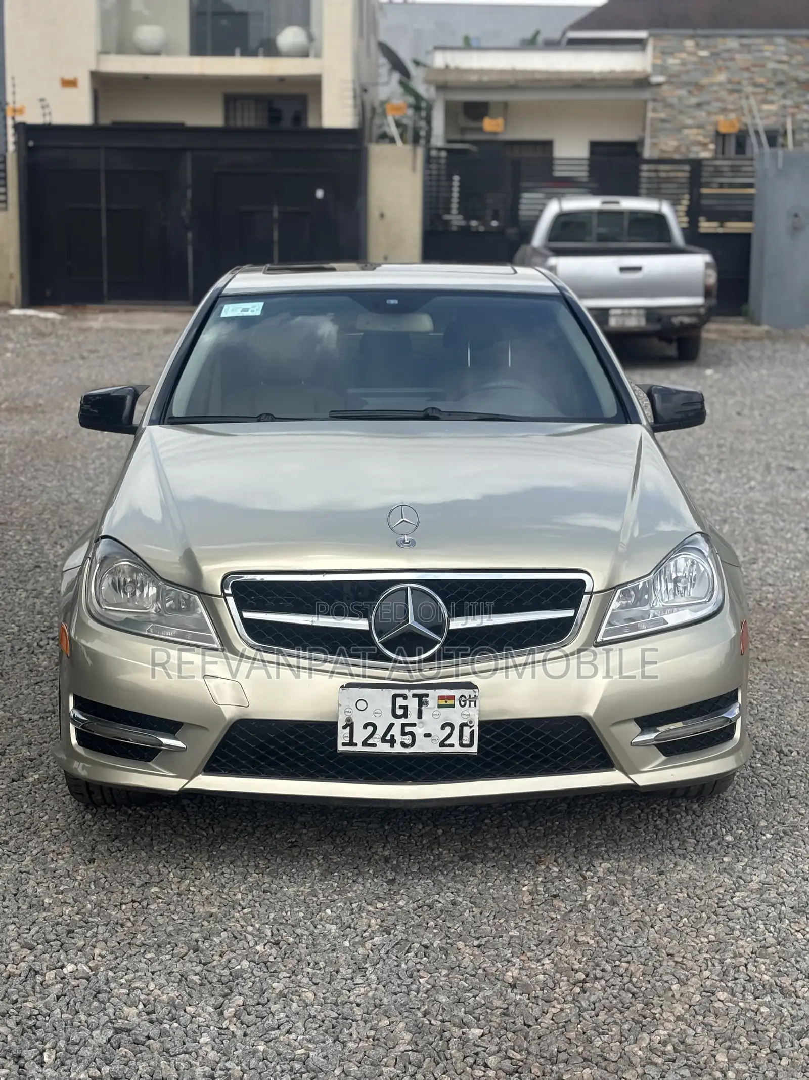 Mercedes-Benz C250 2012 Brown