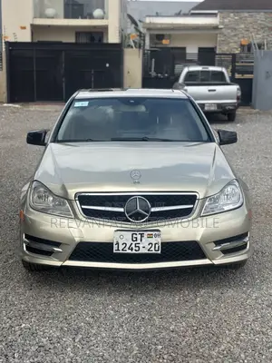 Mercedes-Benz C250 2012 Brown