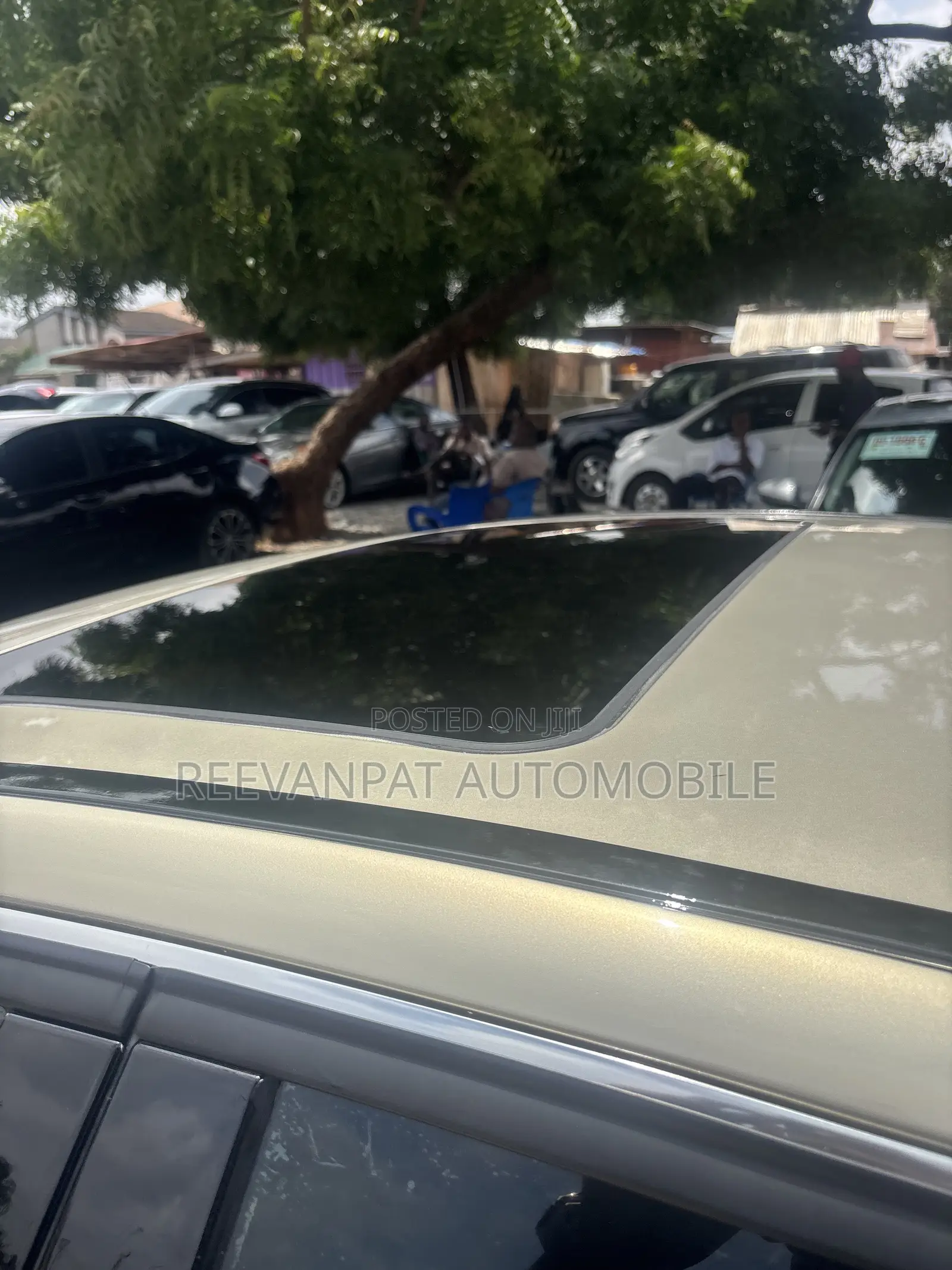 Mercedes-Benz C250 2012 Brown