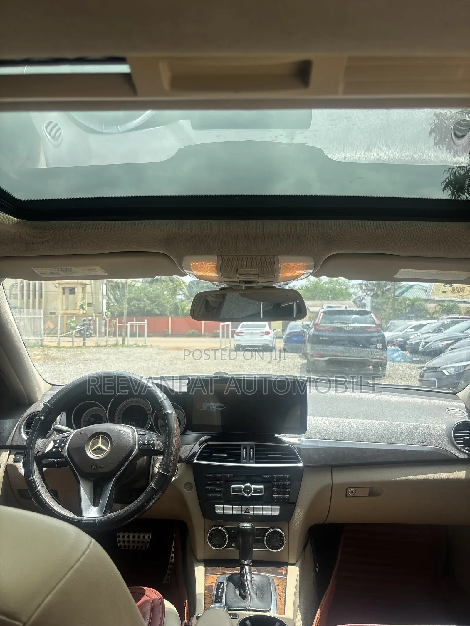 Mercedes-Benz C250 2012 Brown