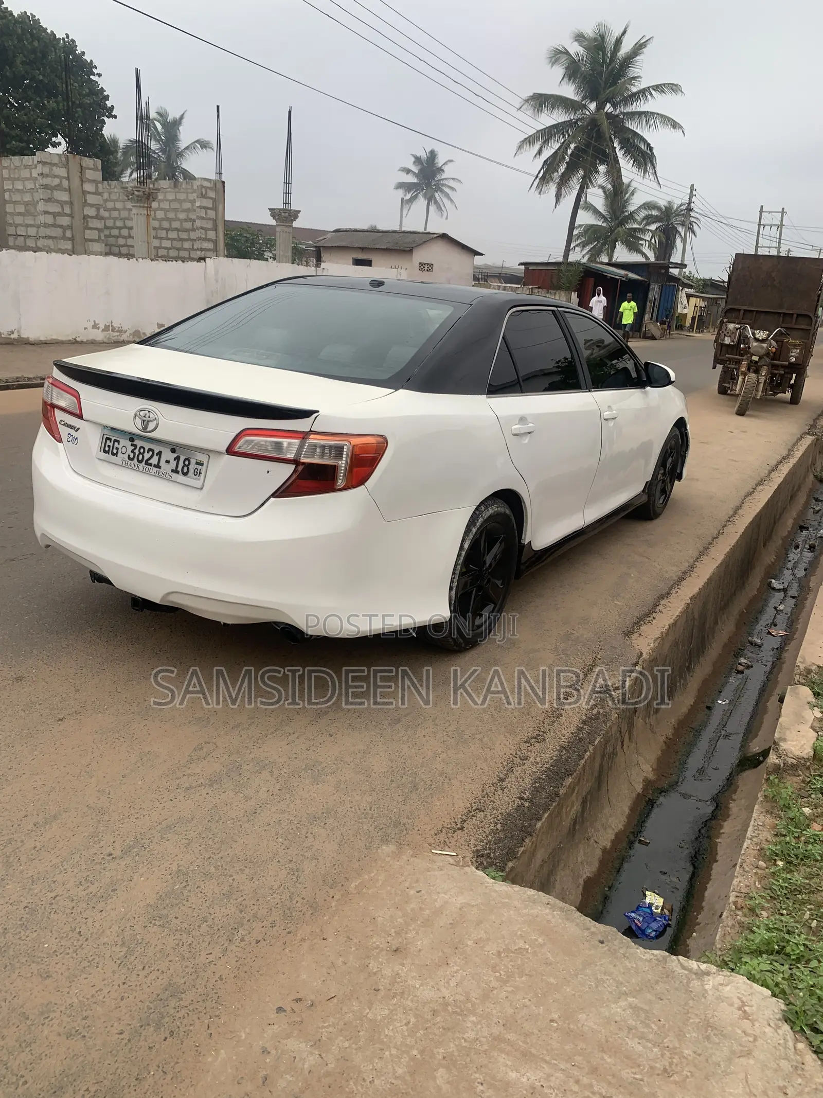 Toyota Camry 2014 White