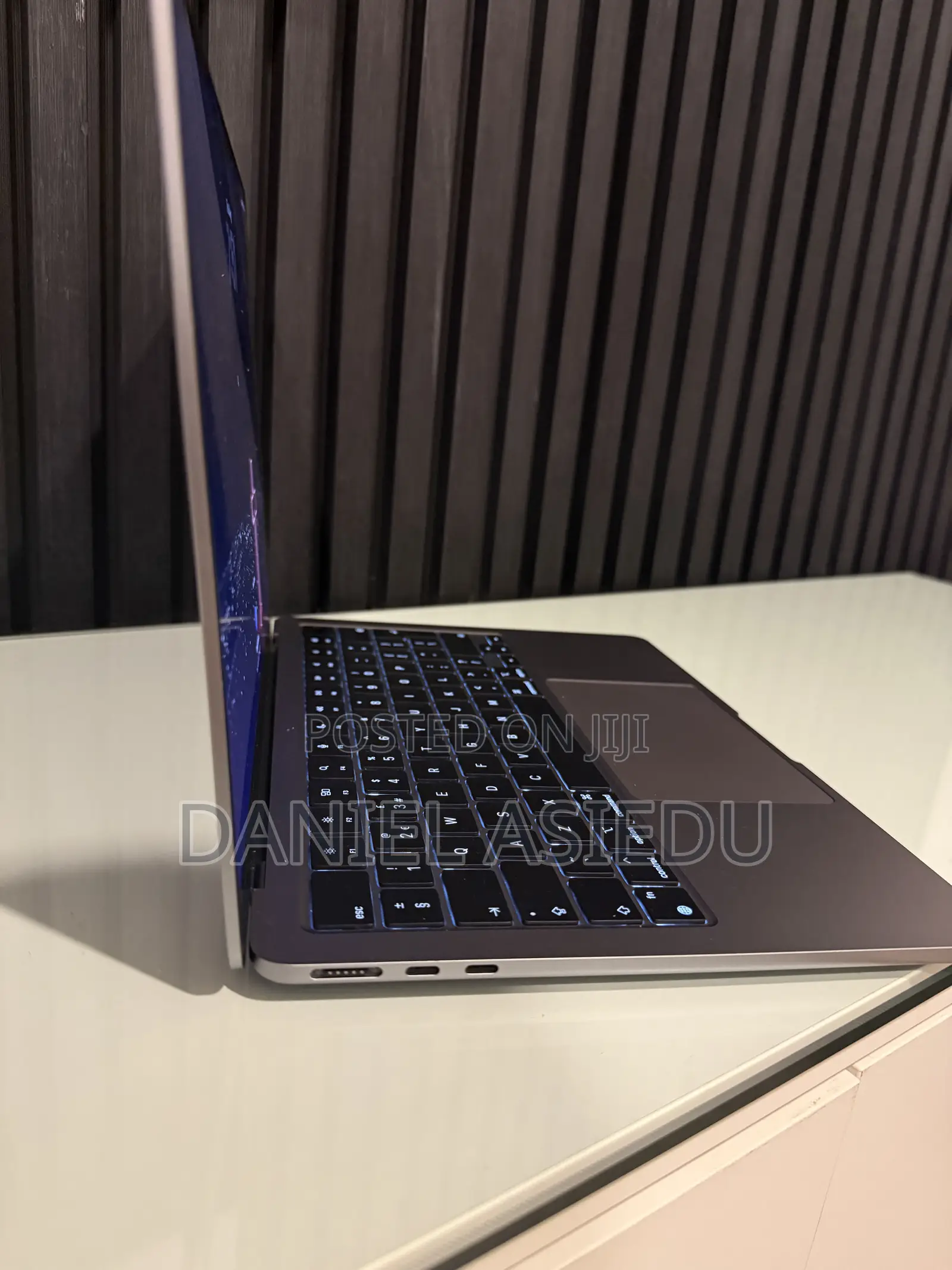 Laptop Apple MacBook Air 2024 M3 16GB Apple M3 SSD 256GB