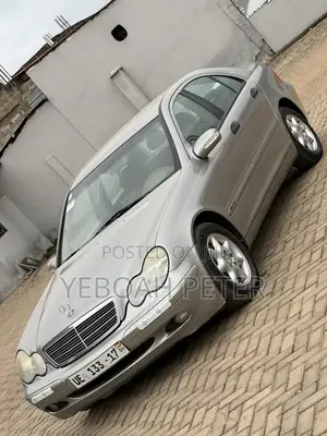 Mercedes-Benz C180 2008 Gold