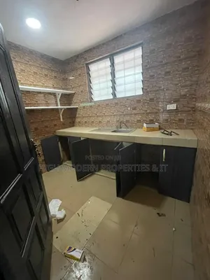 2bdrm Apartment in Teshie Bushroad, Tseaddo for rent