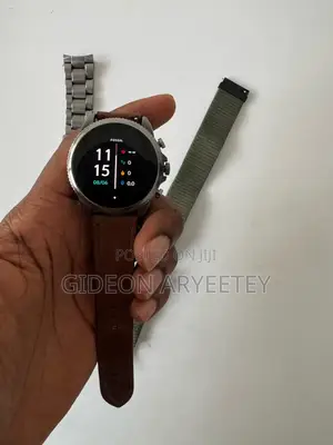 Fossil Gen 6 Watch With Additional Strap