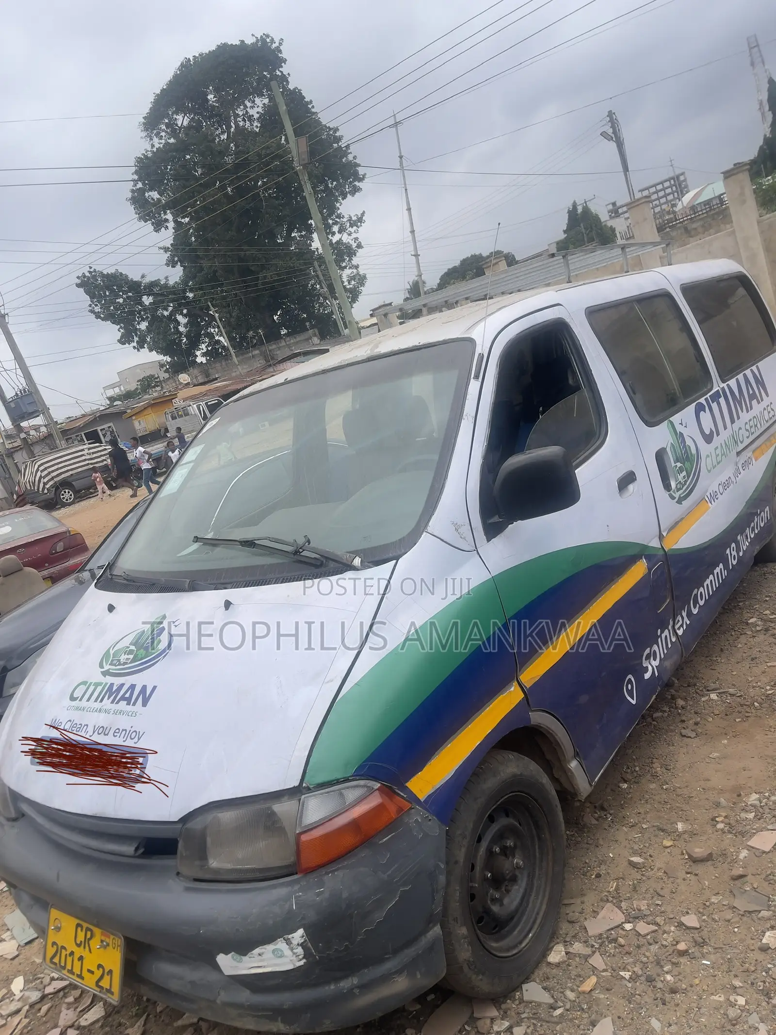 Toyota HiAce 2000 Grey