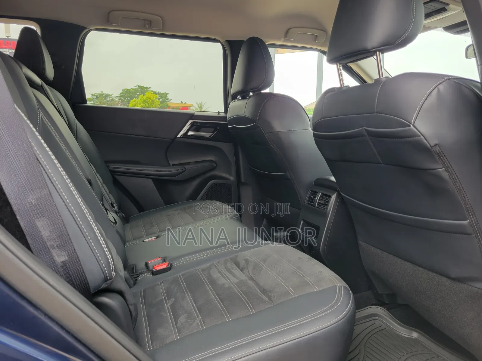 Mitsubishi Outlander SE 2024 Blue