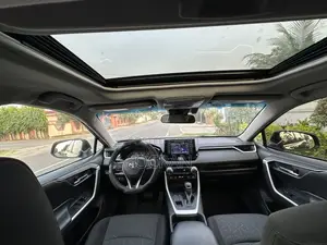Toyota RAV4 XLE 2021 Black