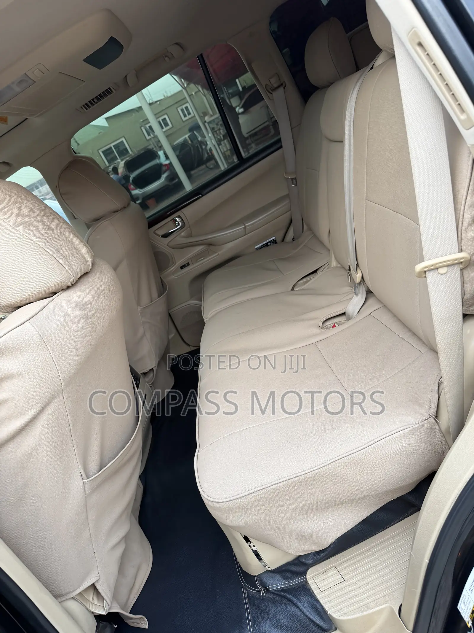 Lexus LX 570 2010 Black
