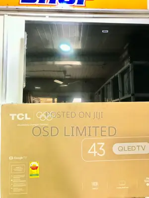 The Best 43" TV Choice for Smaller Rooms 43" TCL QLED Smart TV