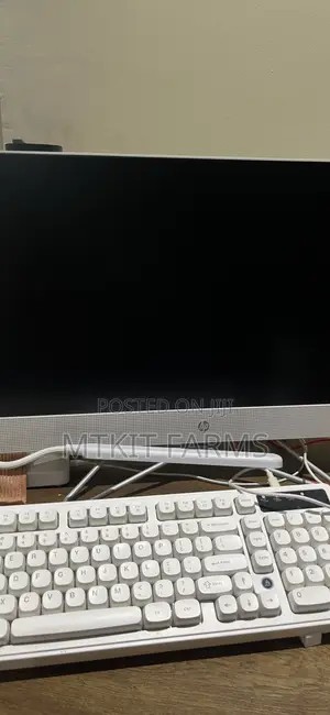 Desktop Computer HP 290 G9 All-in-One 8GB Intel Core i3 HDD 256GB