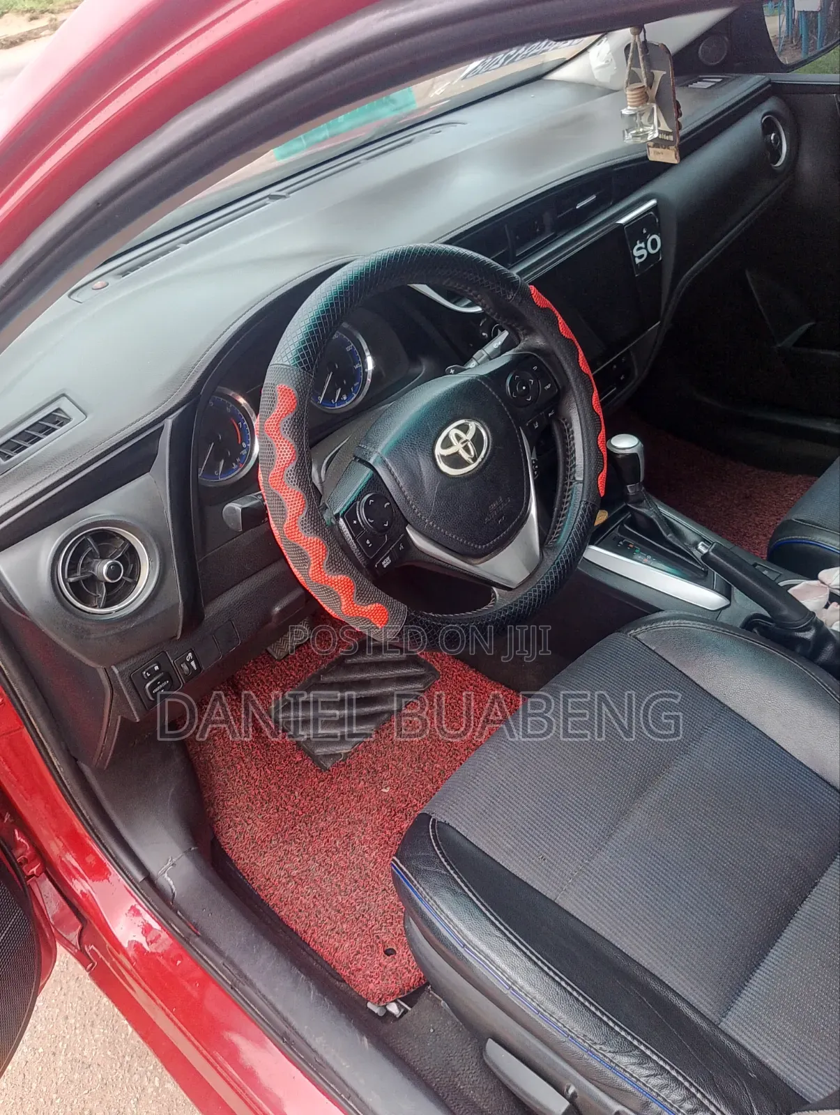 Toyota Corolla 2017 Red