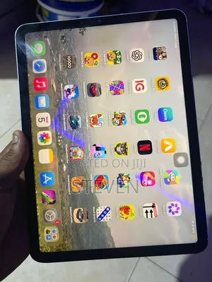 Apple iPad Air (2020) 64 GB Gray