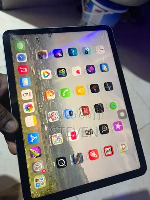Apple iPad Air (2020) 64 GB Gray
