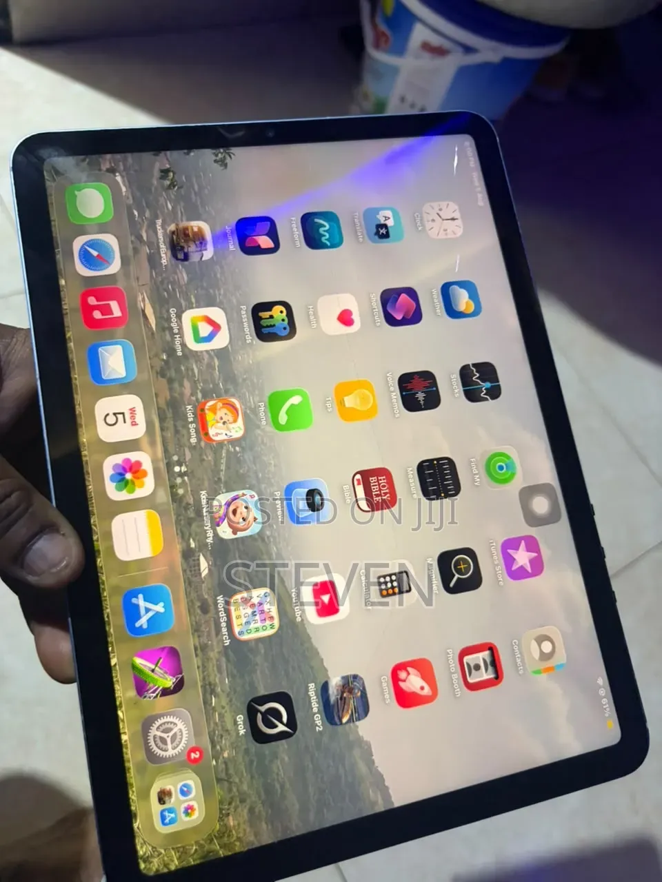 Apple iPad Air (2020) 64 GB Gray