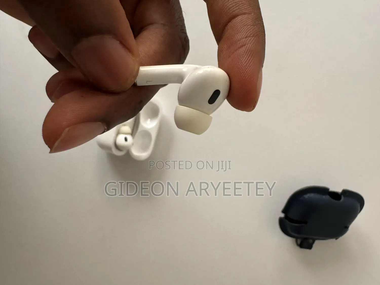 Apple AirPods Pro (2nd Generation, USB-C)