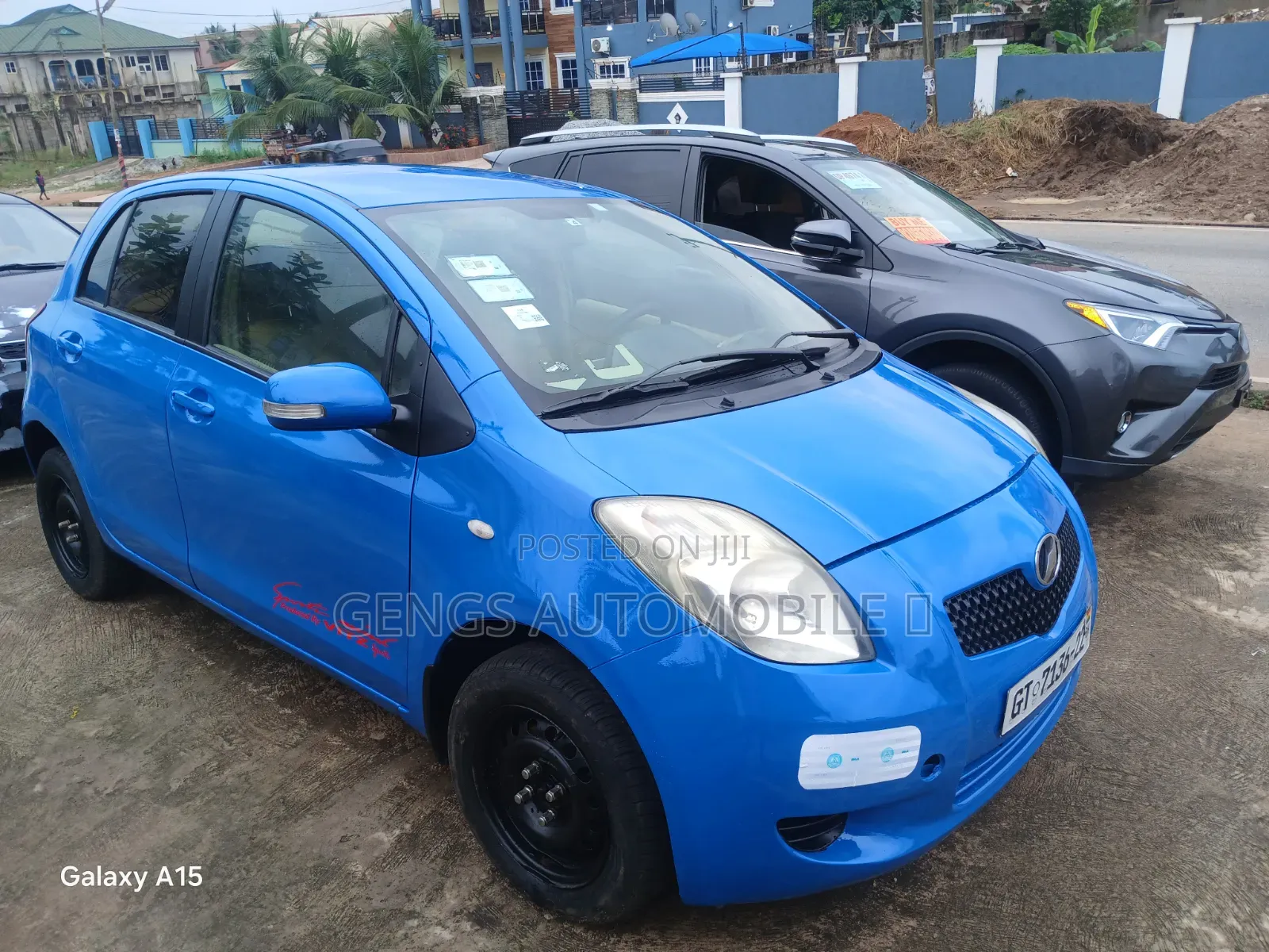 Toyota Vitz 2010 Blue