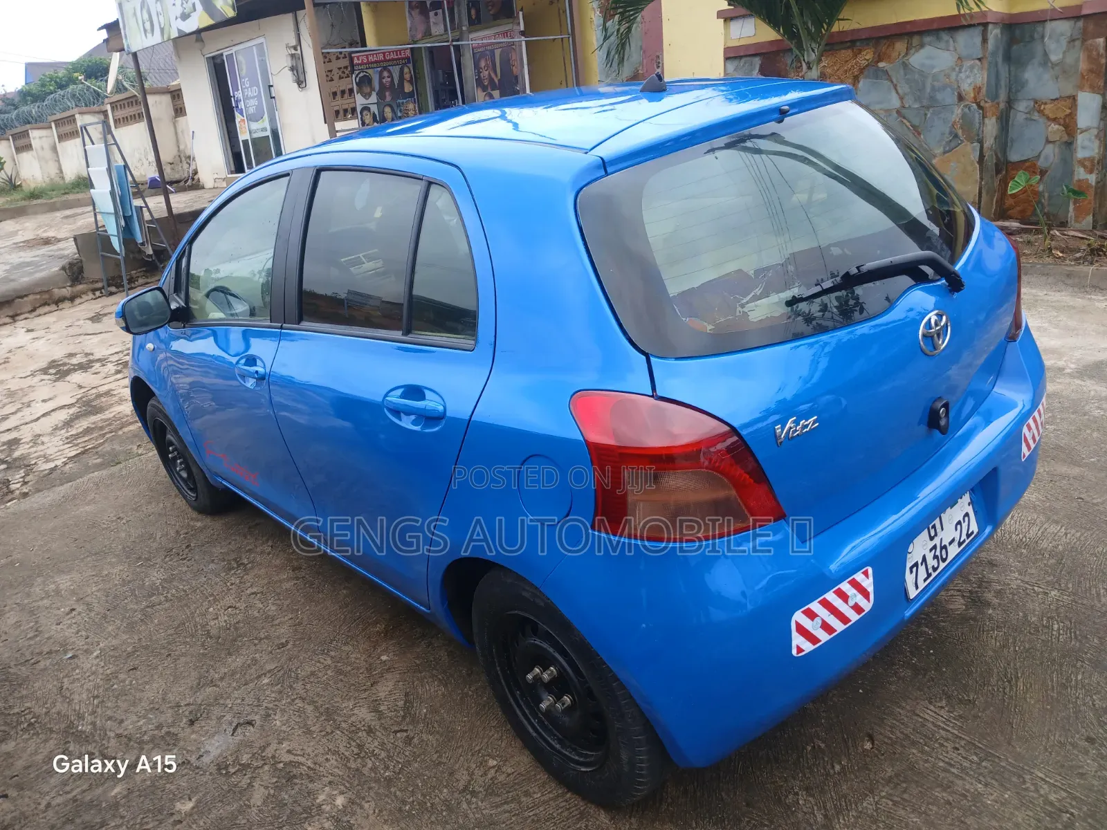 Toyota Vitz 2010 Blue