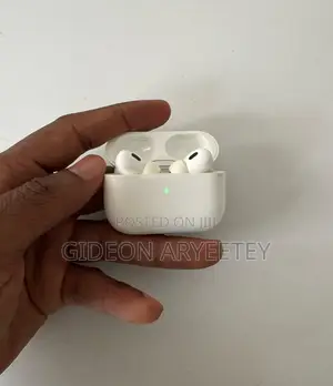 Apple AirPods Pro (2nd Generation, USB-C)