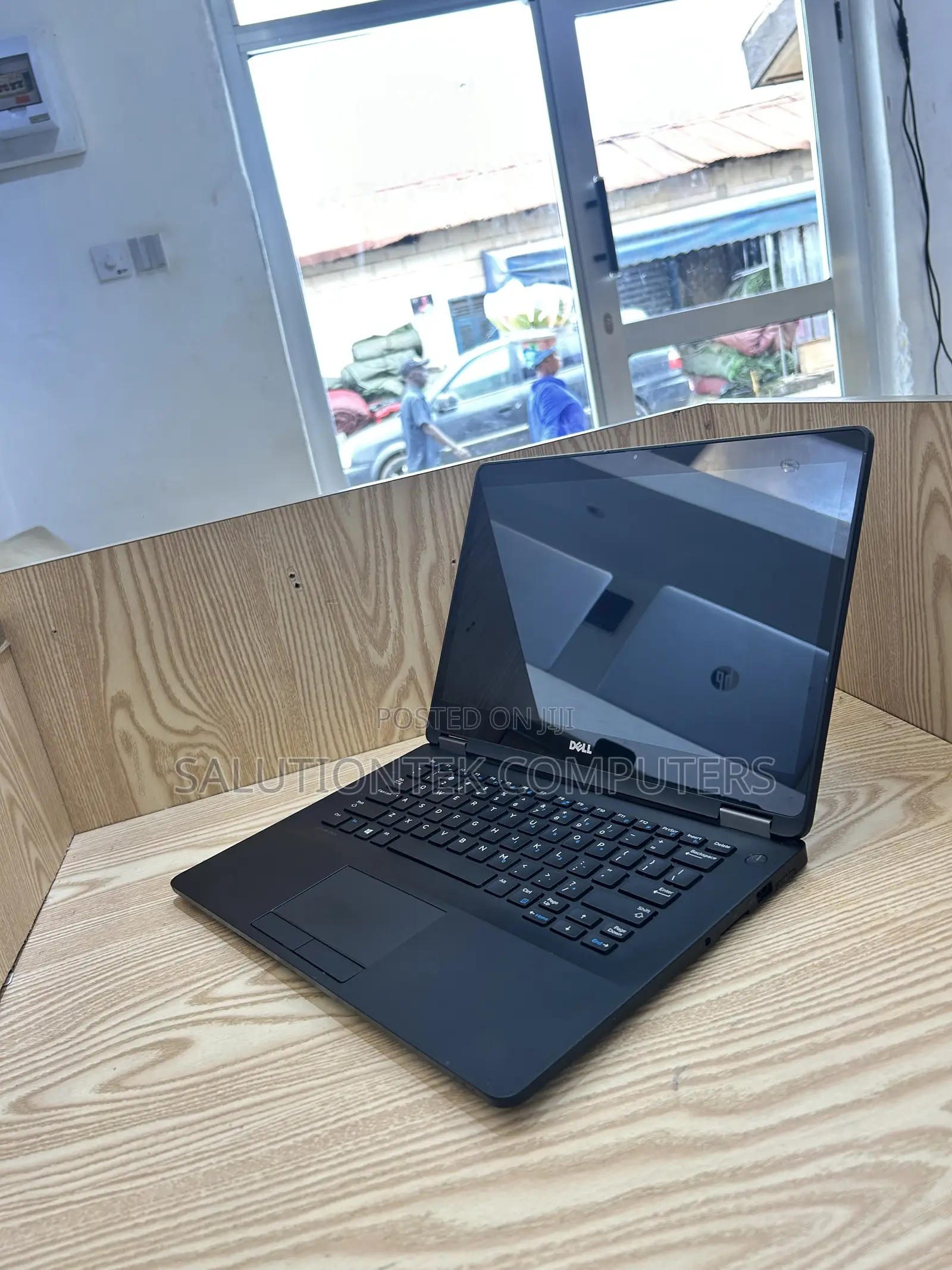 Laptop Dell Latitude 7450 8GB Intel Core i5 SSD 256GB