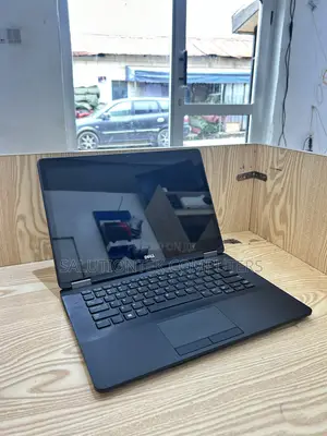 Laptop Dell Latitude 7450 8GB Intel Core i5 SSD 256GB