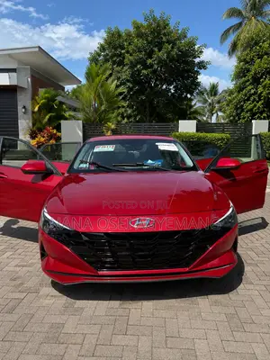 Hyundai Elantra SE 2021 Red