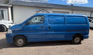 Toyota HiAce 2008 Blue