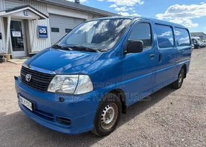 Toyota HiAce 2008 Blue