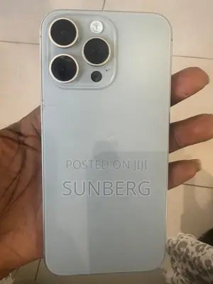 Apple iPhone 15 Pro Max 512 GB White