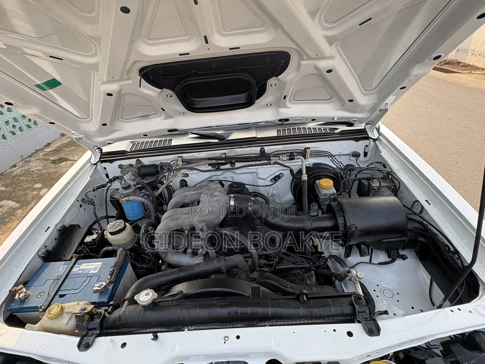 Nissan Hardbody 2017 White