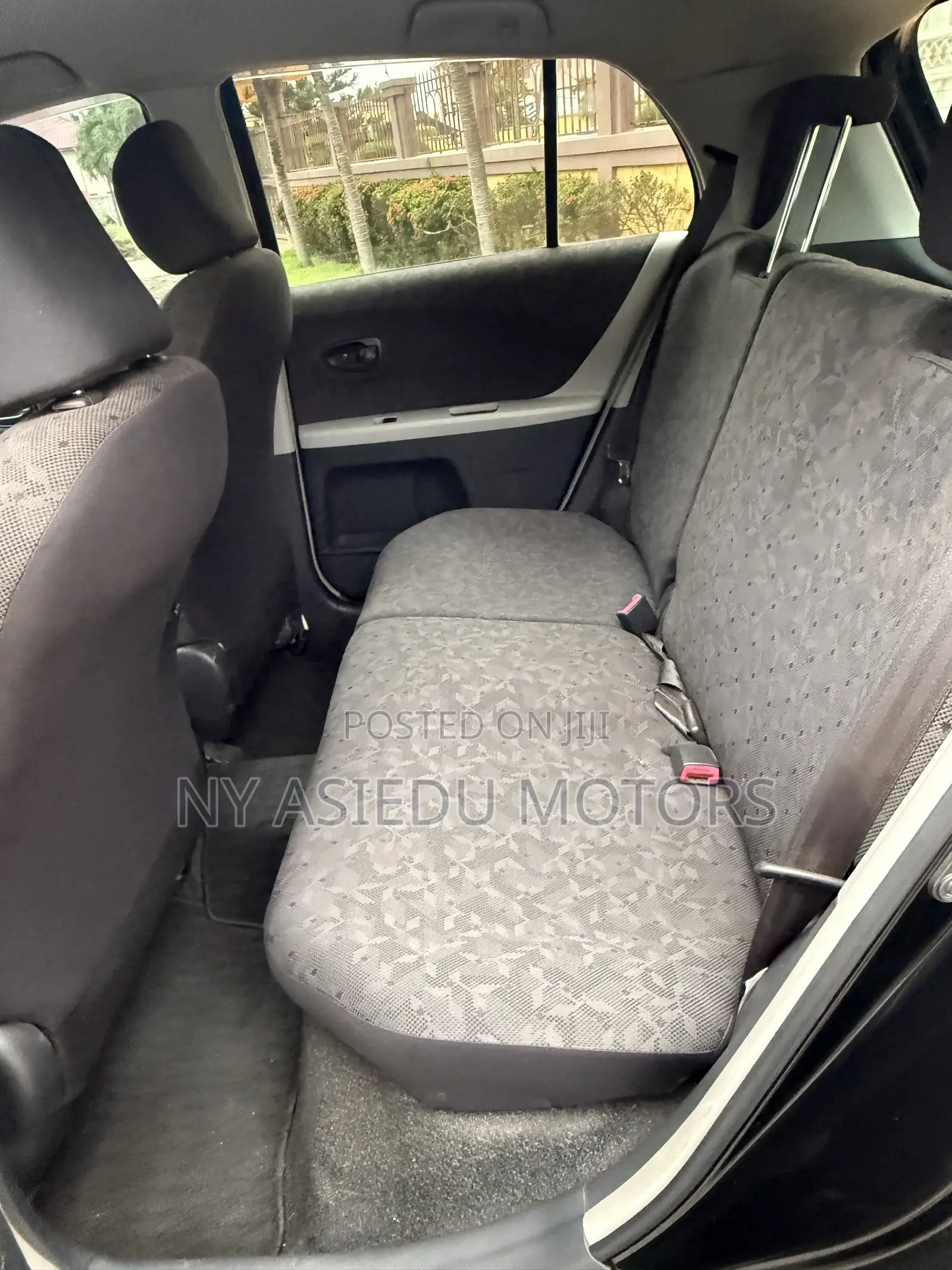 Toyota Vitz 1.5 FWD 3dr 2010 Black