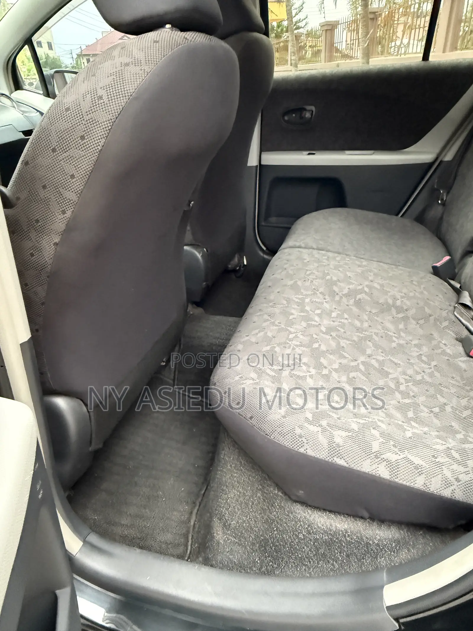 Toyota Vitz 1.5 FWD 3dr 2010 Black