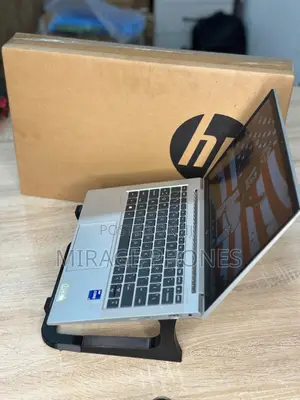 Laptop HP EliteBook 830 G8 16GB Intel Core i7 SSD 1T