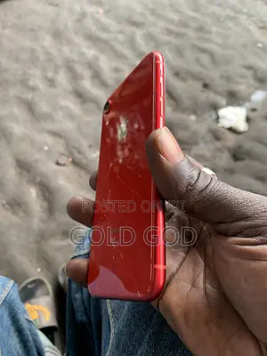 Apple iPhone XR 128 GB Red