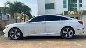 Honda Accord 2019 White