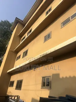 Furnished 17bdrm Apartment in Police Station for sale