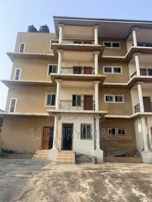 Furnished 17bdrm Apartment in Police Station for sale
