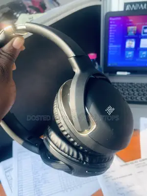 JBL M2 Wireless