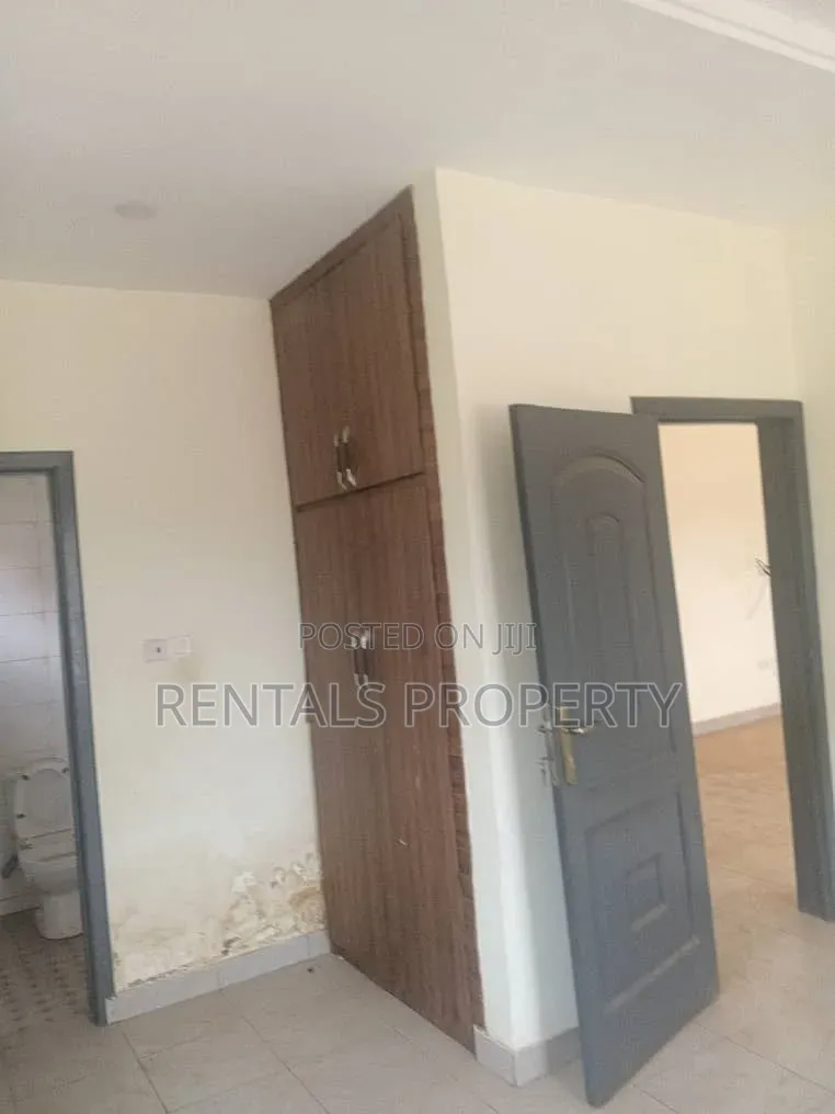2bdrm House in Amrahia for rent