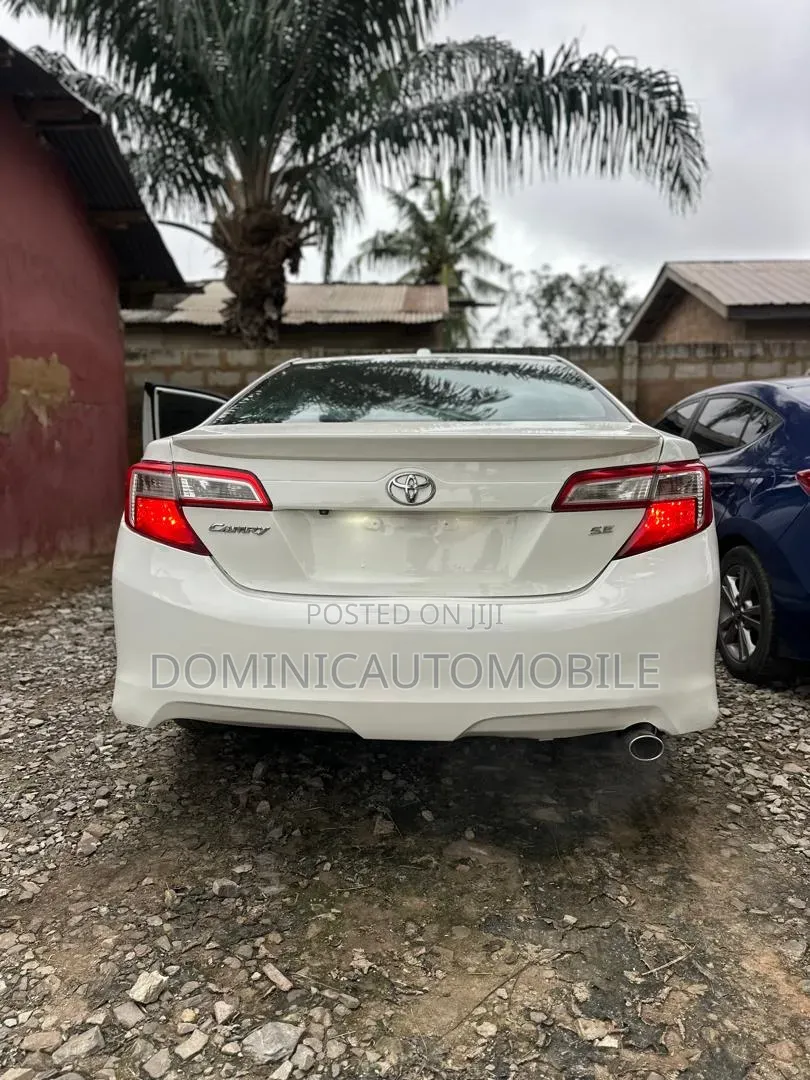 Toyota Camry 2014 White